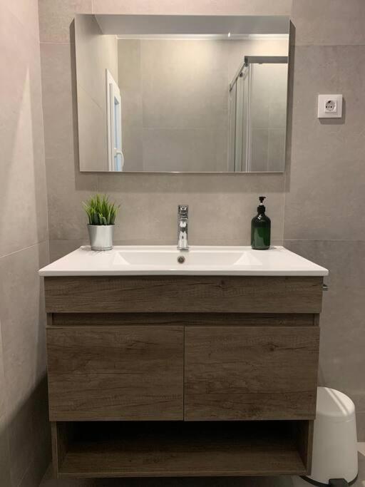 Apartamento Nuevo, 3 Dormitorios Con Terraza 格拉纳达 外观 照片